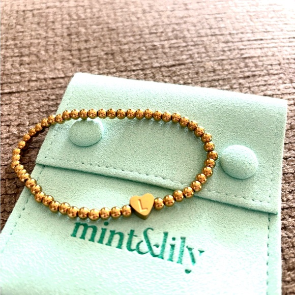 Mint and Lily Gold Beaded Initial L Bracelet - Picture 4 of 4